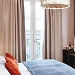 Hotel Lumen Louvre Parigi