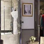 Lumen Louvre 4* Parigi