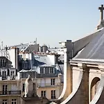 Hotel Lumen Paris Louvre