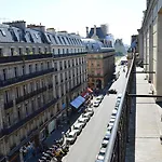 Hotel Lumen Louvre 4*
