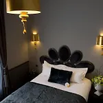 Hotel Lumen Louvre Parigi