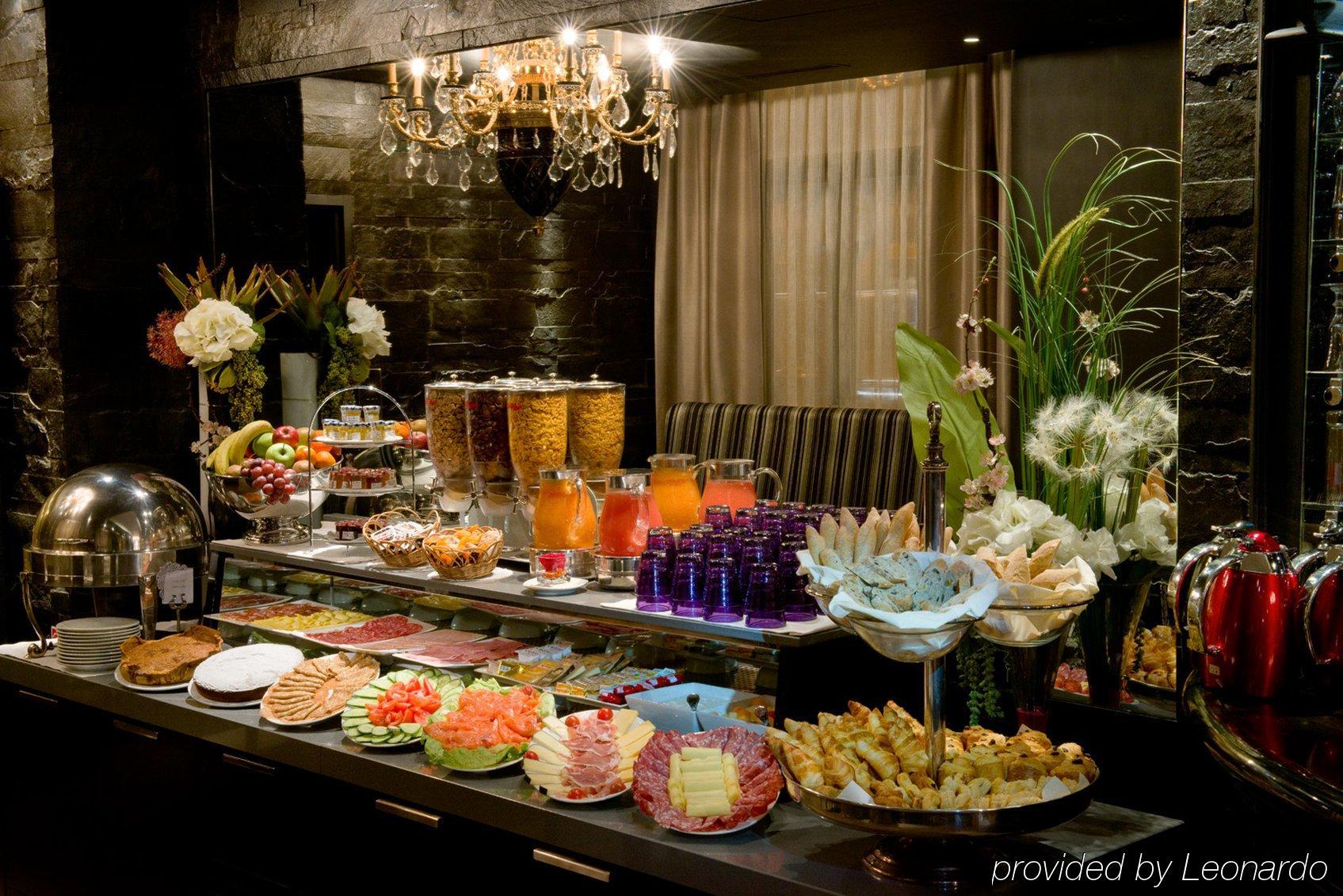 Lumen Louvre Hotel Paris